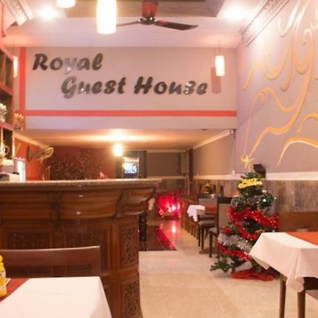 Royal pensión Phnom Penh Exterior foto