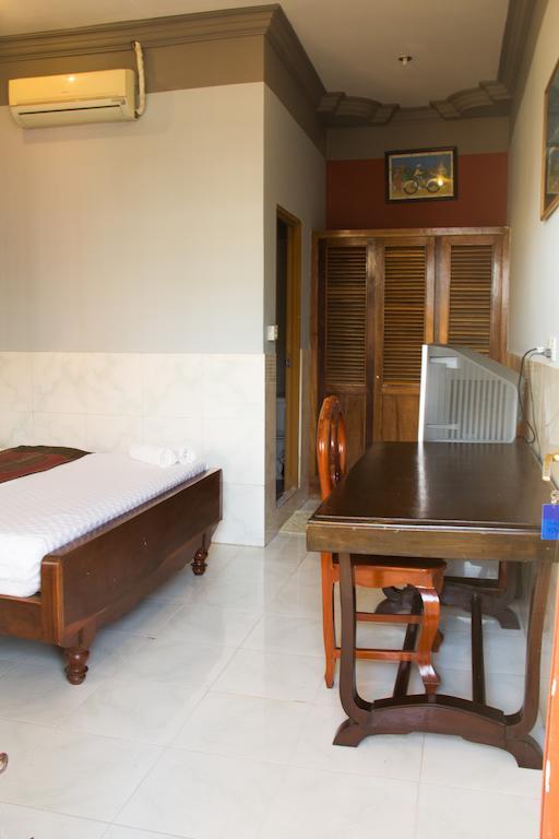 Royal pensión Phnom Penh Exterior foto